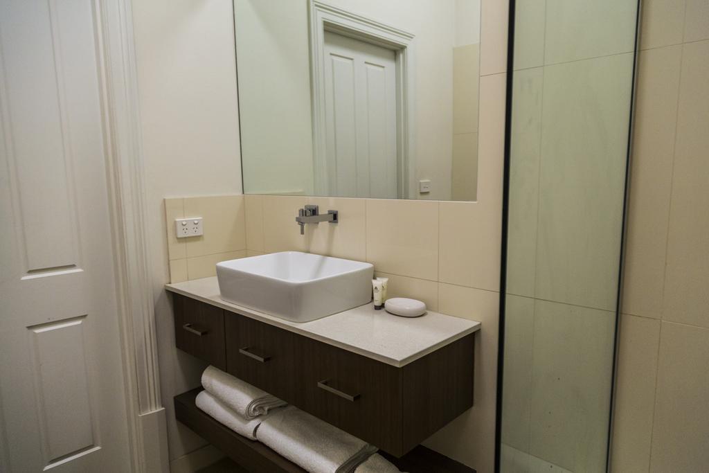 Simmers Serviced Apartments Williamstown Bilik gambar